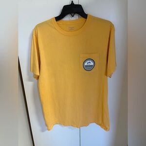 Southern Tide Mustard Graphic Pocket Tee